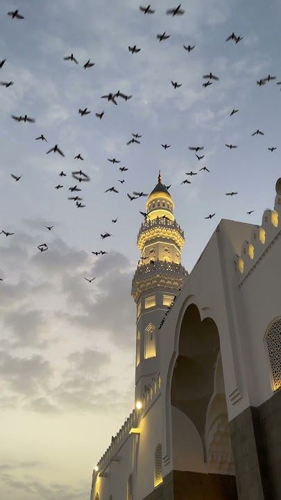 Mosque Ambiance: Calming Islamic Background Video Mosque Ambiance: Calming Islamic Background Video